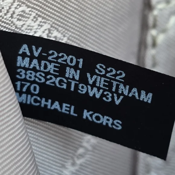 Michael Kors Jet Set Logo Floral Large Zip Clutch Wristlet - Picture 4 of 6